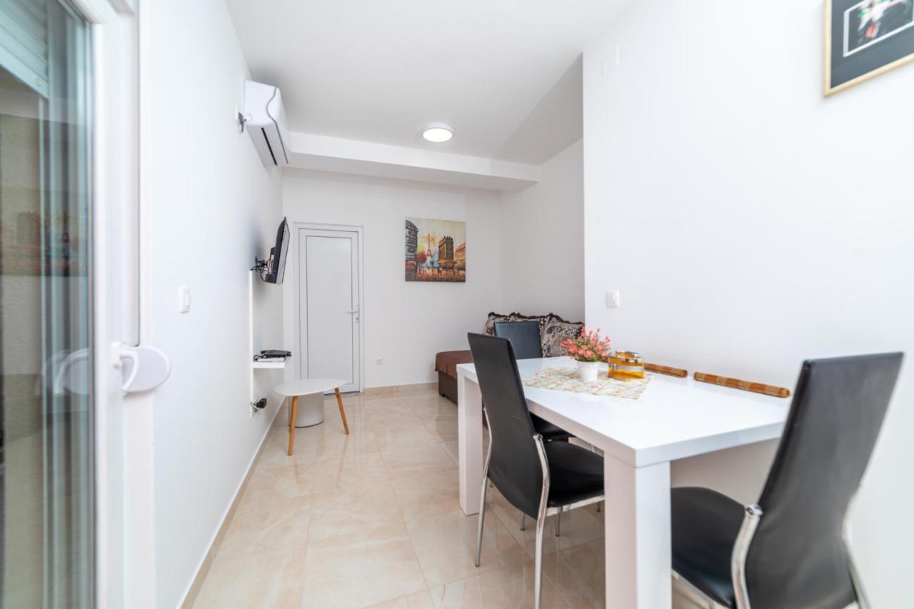 Java Apartments Доброта Экстерьер фото