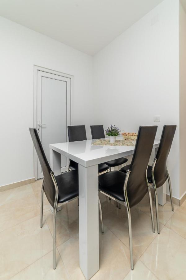 Java Apartments Доброта Экстерьер фото